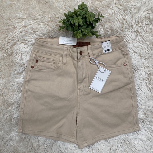 🎉HP🎉Judy Blue Garment Dyed High Waisted Shorts 💗 Bone - Picture 4 of 15